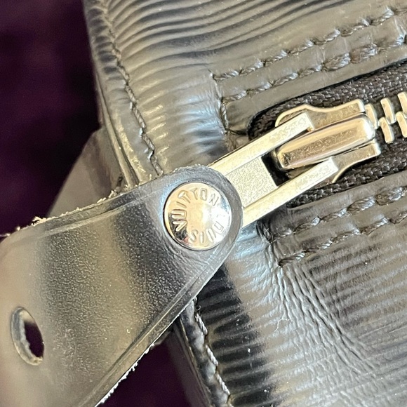 Louis Vuitton Speedy EPI leather Hand 100% Authentic - Picture 6 of 8